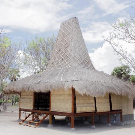 Costa Beach Resort & Club Waingapu Oda fotoğraf