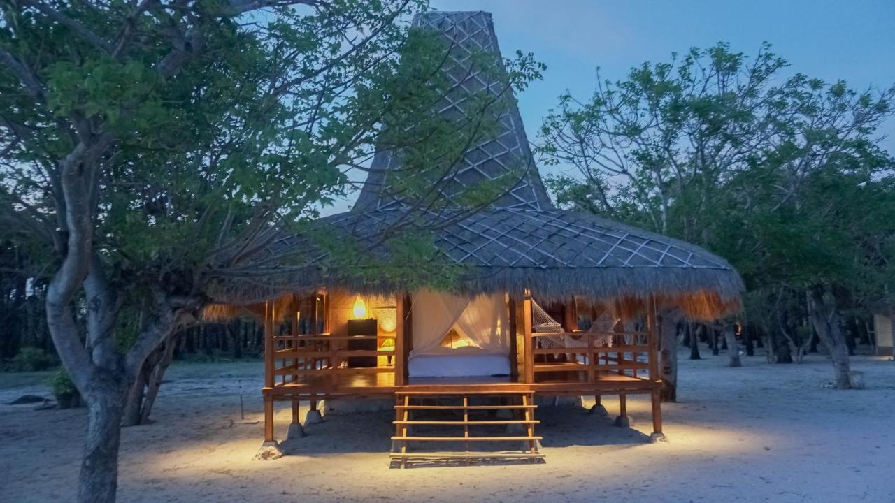 Costa Beach Resort & Club Waingapu Dış mekan fotoğraf